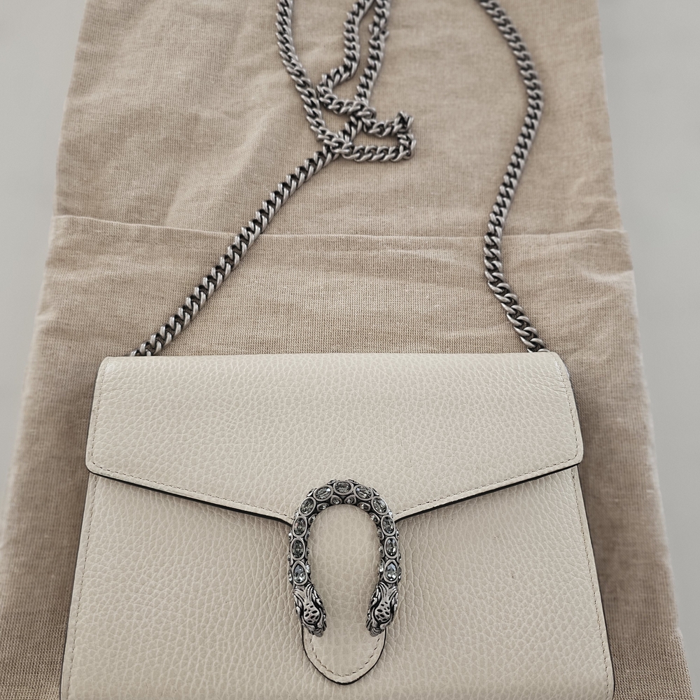 Gucci Cream Crossbody Bag with Chain Strap